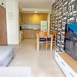 Hills - Bright, Pool, Parking And Ac In The Living 阿利坎特
